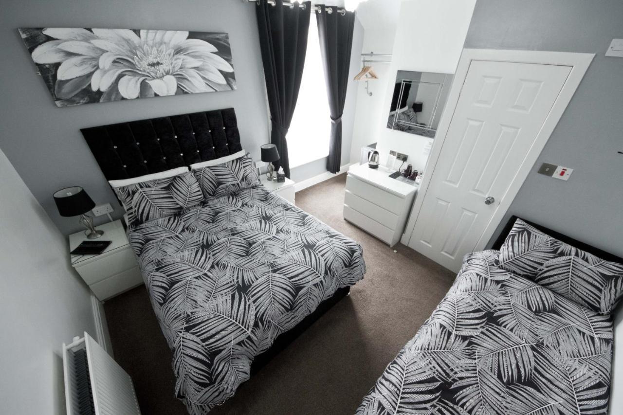 Rossall House , For Families & Couples Blackpool Extérieur photo