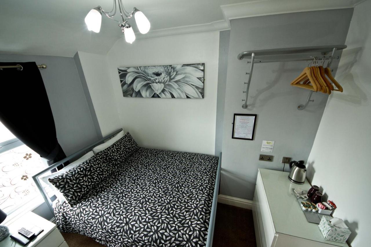 Rossall House , For Families & Couples Blackpool Extérieur photo